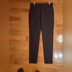 Athleta wander stash skinny pants. In EUC, size 8 tall